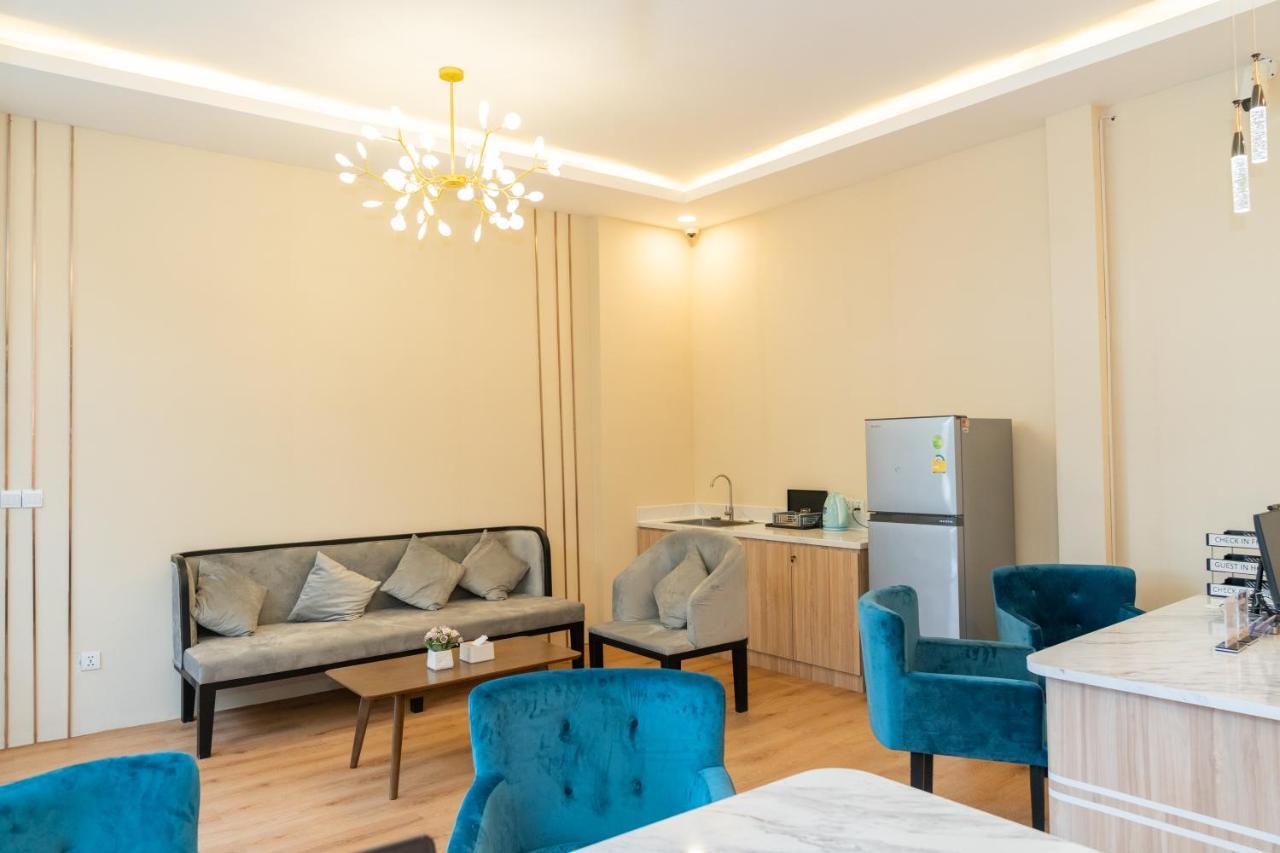 85 SOHO Hotel&Apartment Phnom-Penh Buitenkant foto